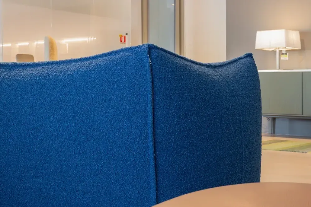 Poltrona Bambola in Tessuto SCONTATA^B&B Italia Discount