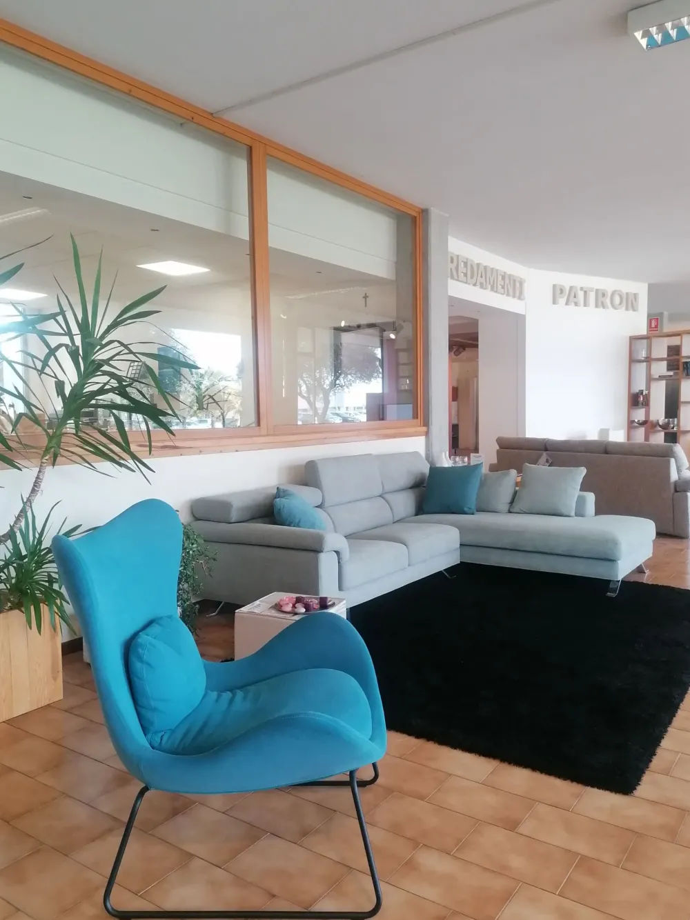 Calligaris Poltrona con seduta fissa Lazy in Offerta Outlet- Poltrone