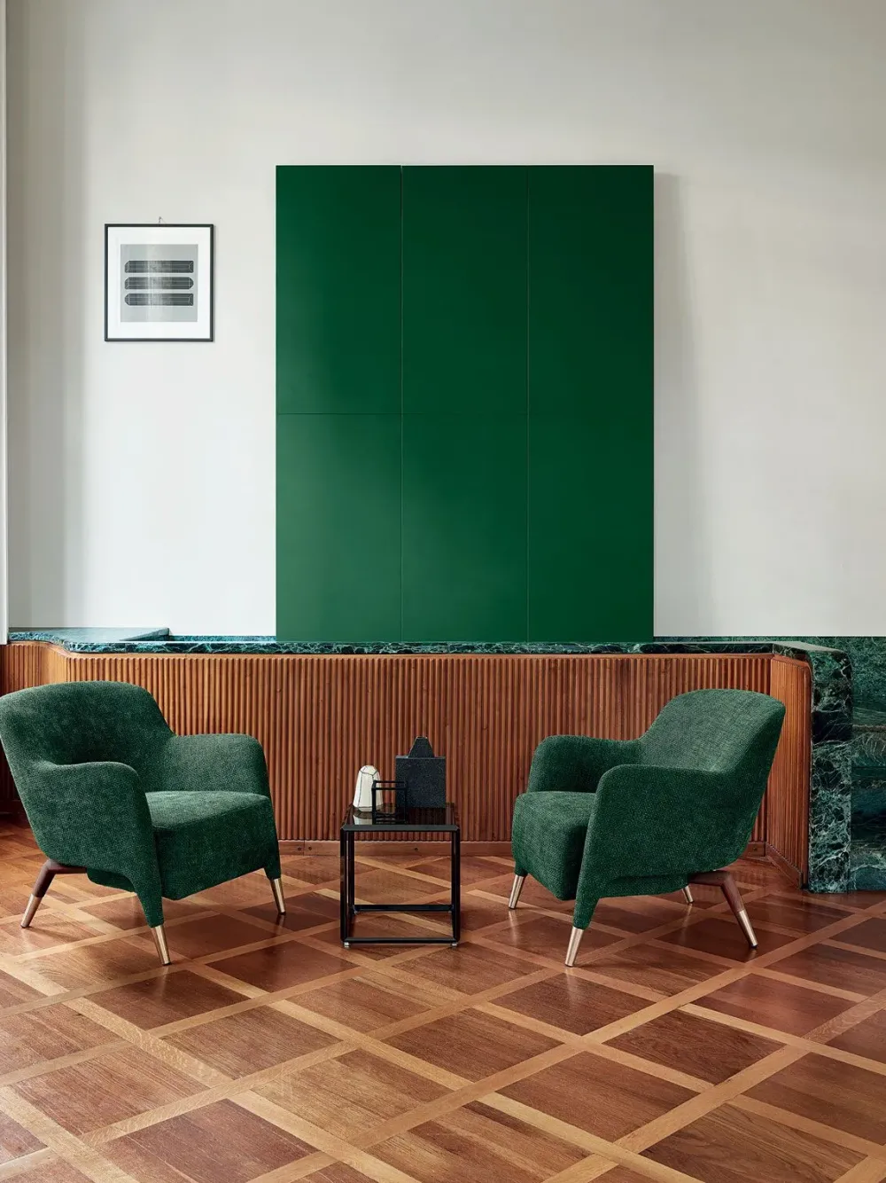 Molteni & C Poltrona con seduta fissa D.151.4 in Offerta Outlet- Poltrone