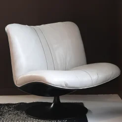 Poltrona con seduta fissa Marylin in Offerta Outlet^Baxter Clearance