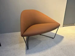 Poltrona con seduta fissa Colina m in Offerta Outlet^Collezione esclusiva