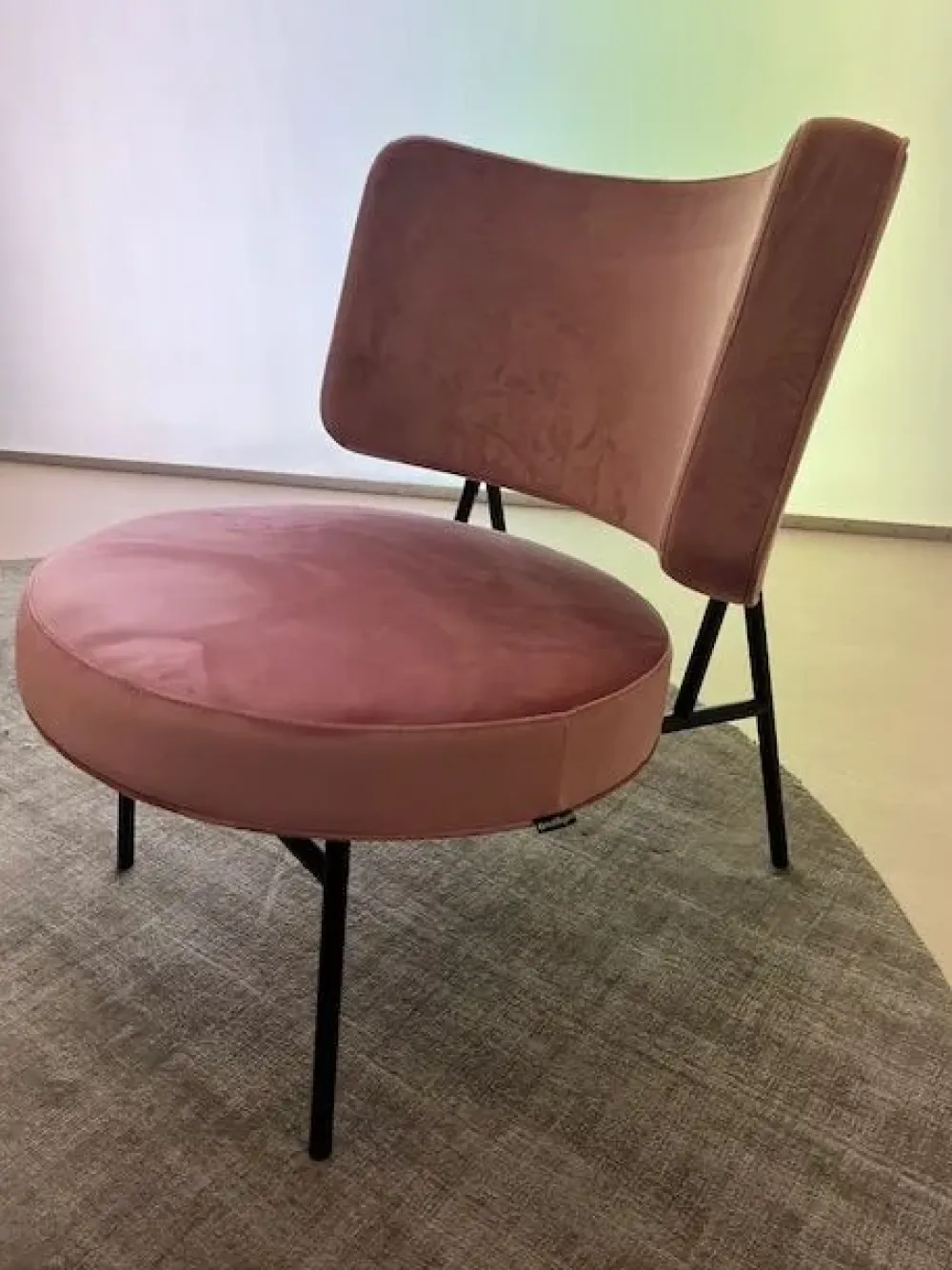 Poltrona con seduta fissa Coco a prezzo scontato^Calligaris New