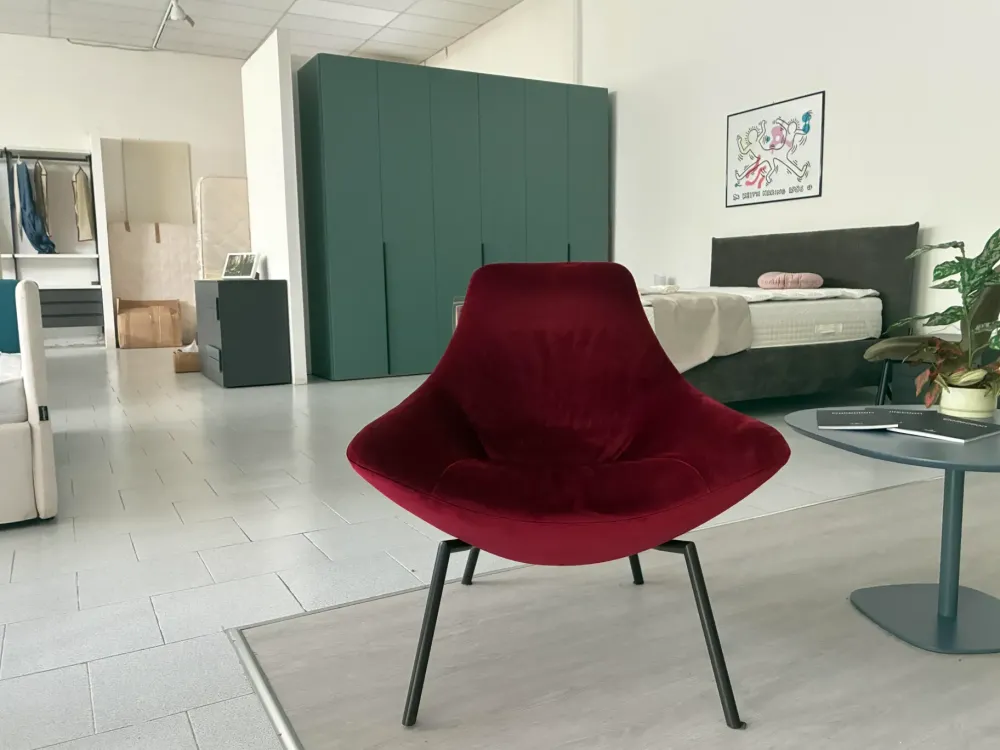 Poltrona in Microfibra Thelma in Offerta Outlet^Doimo Salotti Online