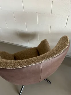 Poltrona in Pelle Mad joker a prezzo scontato^Poliform Sale