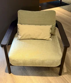 Poltrona in stile design Hood in Offerta Outlet^Tomasella Discount