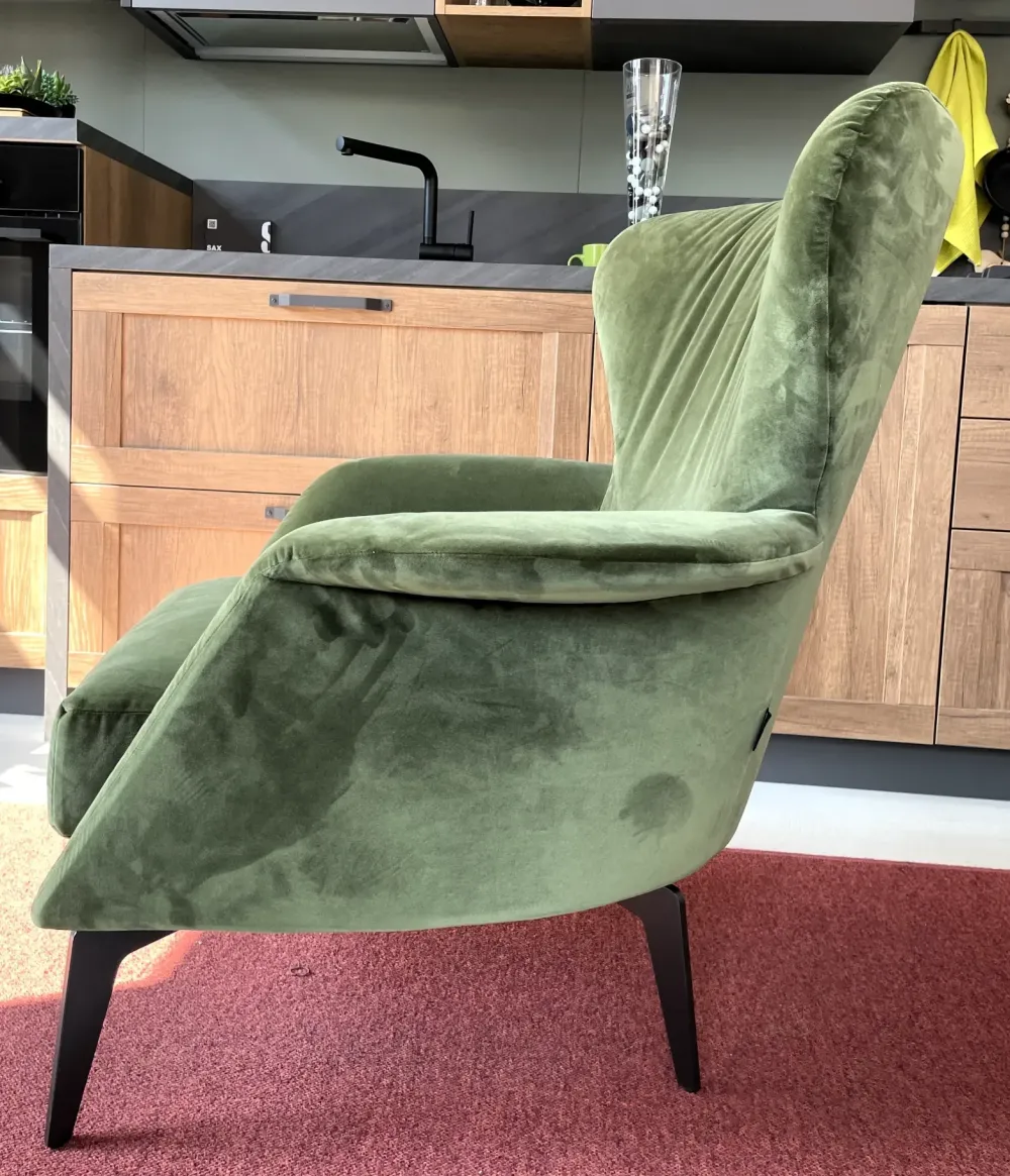 Bonaldo Poltrona in stile moderna Lovy armchair bergère in Offerta Outlet- Poltrone