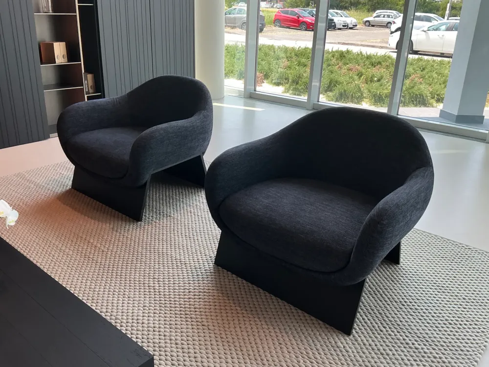 Poltrona in Tessuto Boolean a prezzo scontato^Bonaldo New