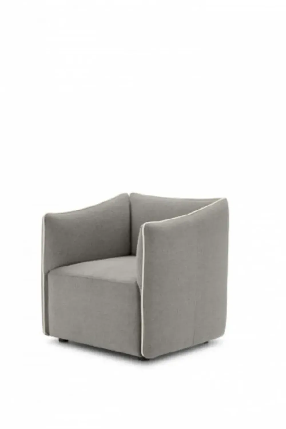 Poltrona in Tessuto Kubik a prezzo scontato^Artigianale New