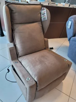 Poltrona Karol 2021 con movimento relax a marchio con uno sconto imperdibile^Vitarelax Hot