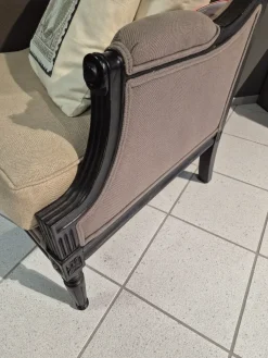 Dialma Brown Poltrona Legno in Tessuto SCONTATA- Poltrone