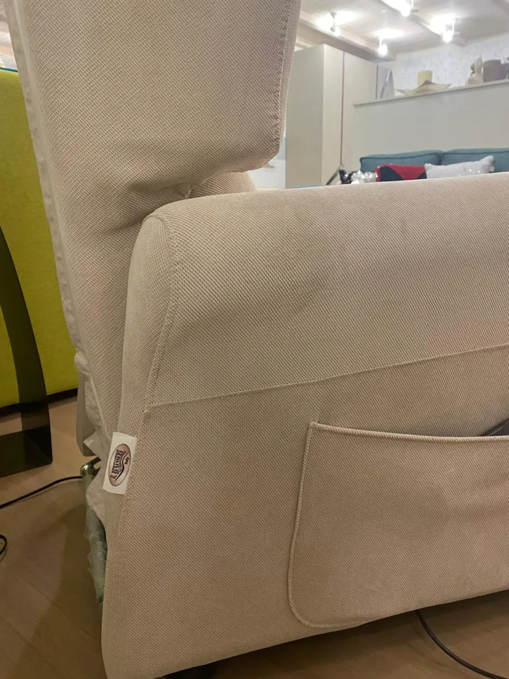 Sale Poltrona Lilly con movimento relax a marchio con uno sconto imperdibile Poltrone Relax