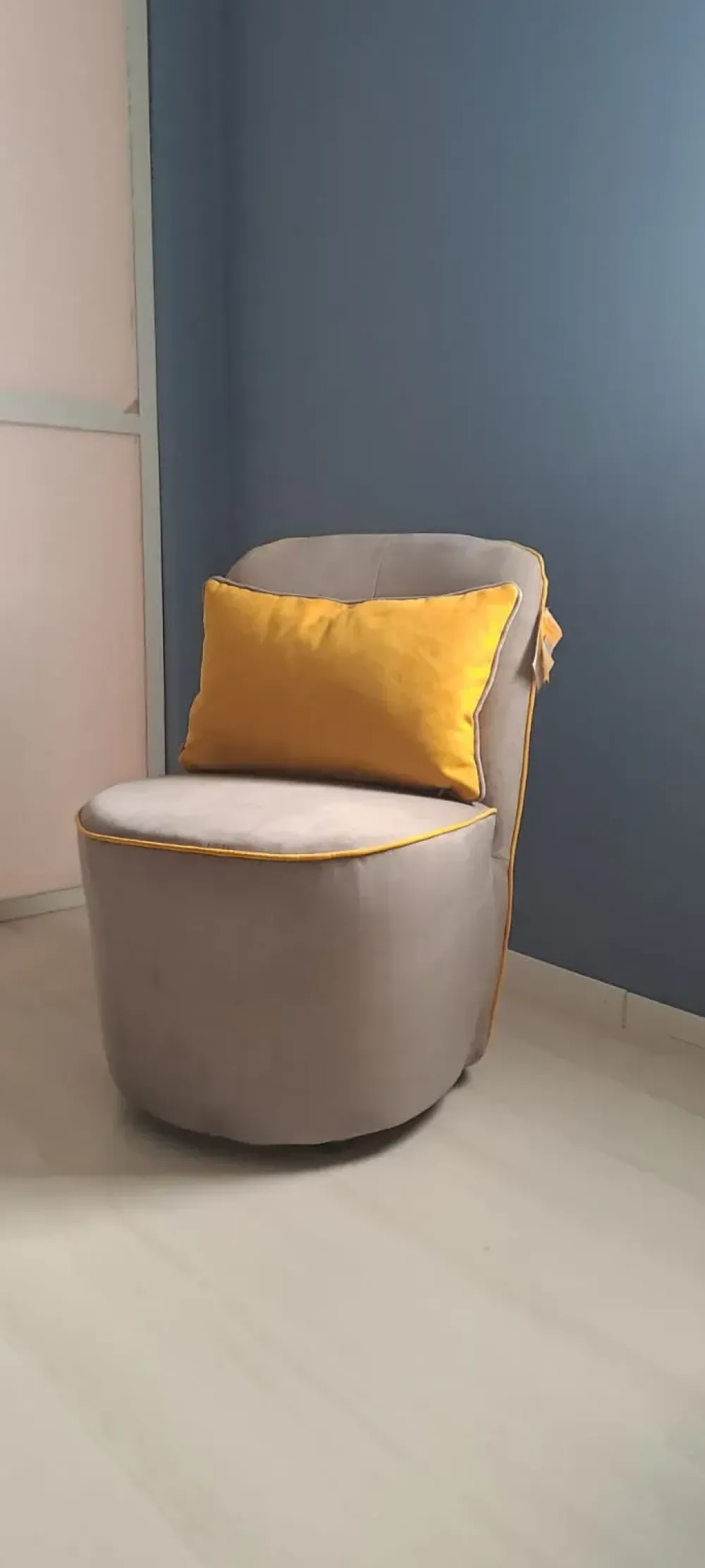 Le Comfort Poltrona Meggy in Tessuto SCONTATA- Poltrone