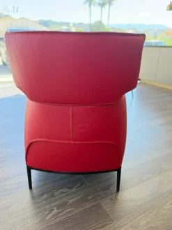 Poltrona Frau Poltrona modello Archibald king a prezzi outlet- Poltrone