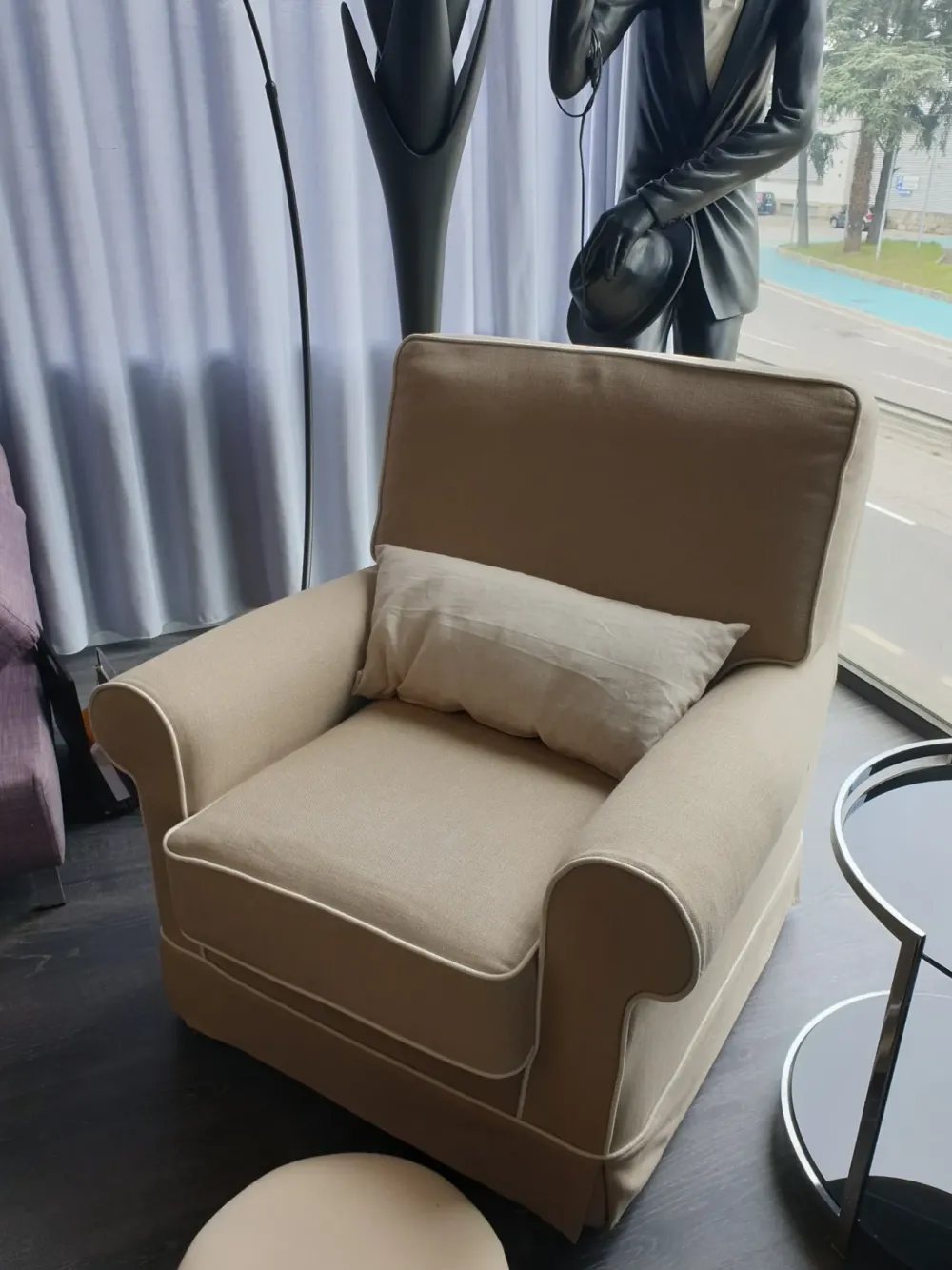 Frales Salotti Poltrona modello Camelia con forte sconto- Poltrone