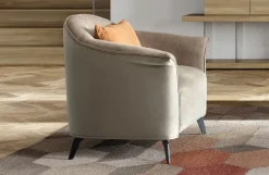 Poltrona modello Carolina ad un prezzo imperdibile^Le Comfort Clearance
