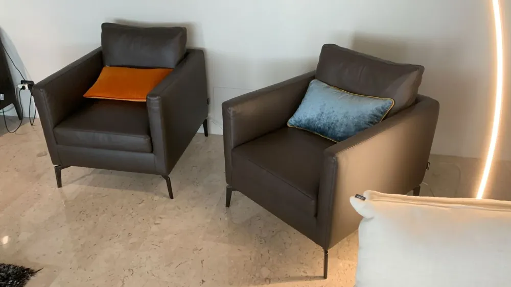 Poltrona modello Guidi a prezzi convenienti^Italiana Divani Clearance