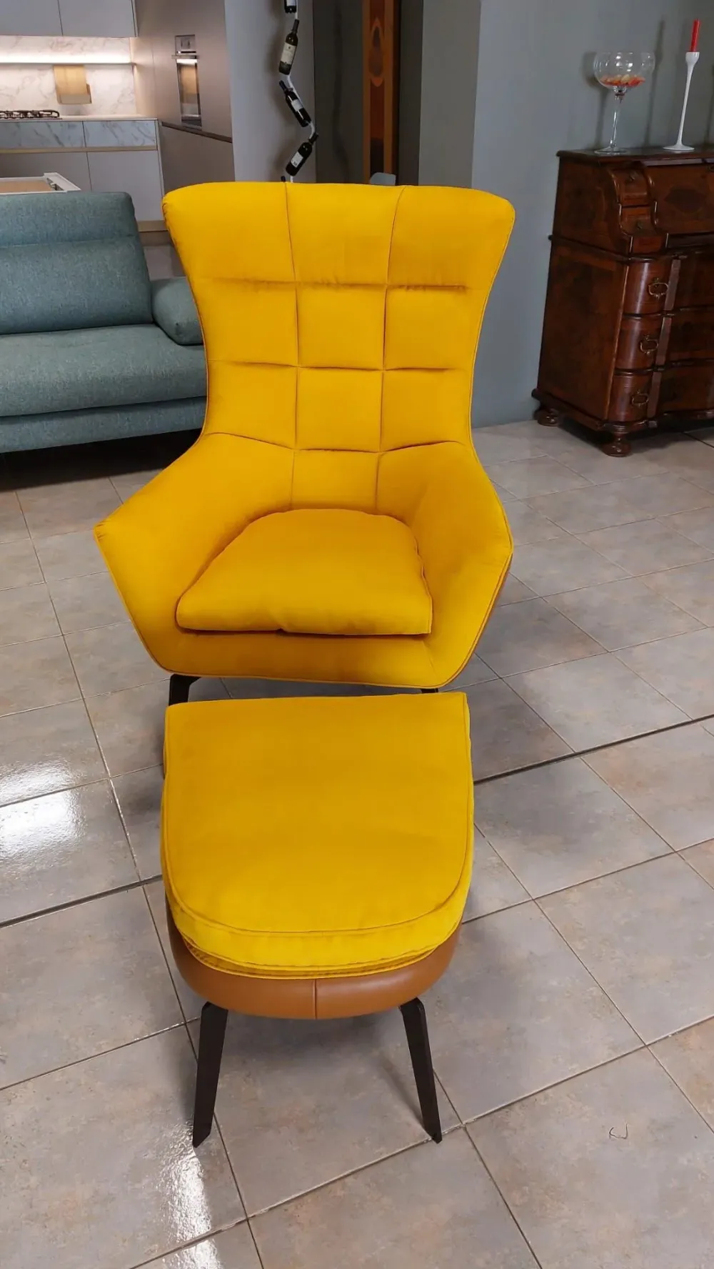 Calia Poltrona modello Jacob con forte sconto- Poltrone