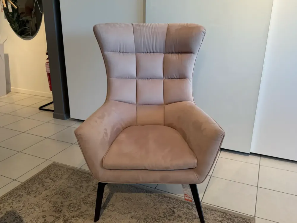 Poltrona modello Jacob ad un prezzo imperdibile^Calia Clearance