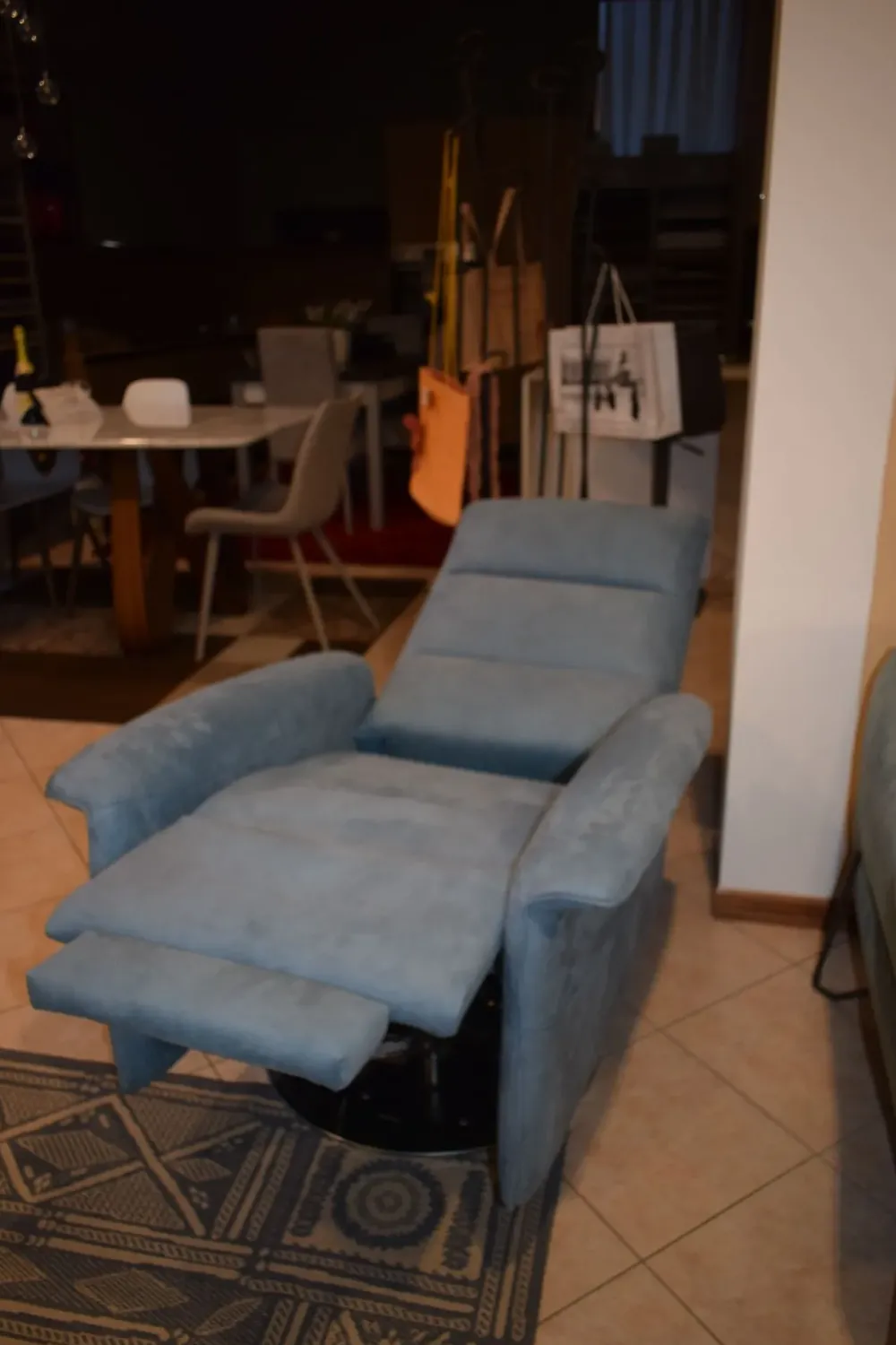 Collezione esclusiva Poltrona modello Kelly con forte sconto- Poltrone