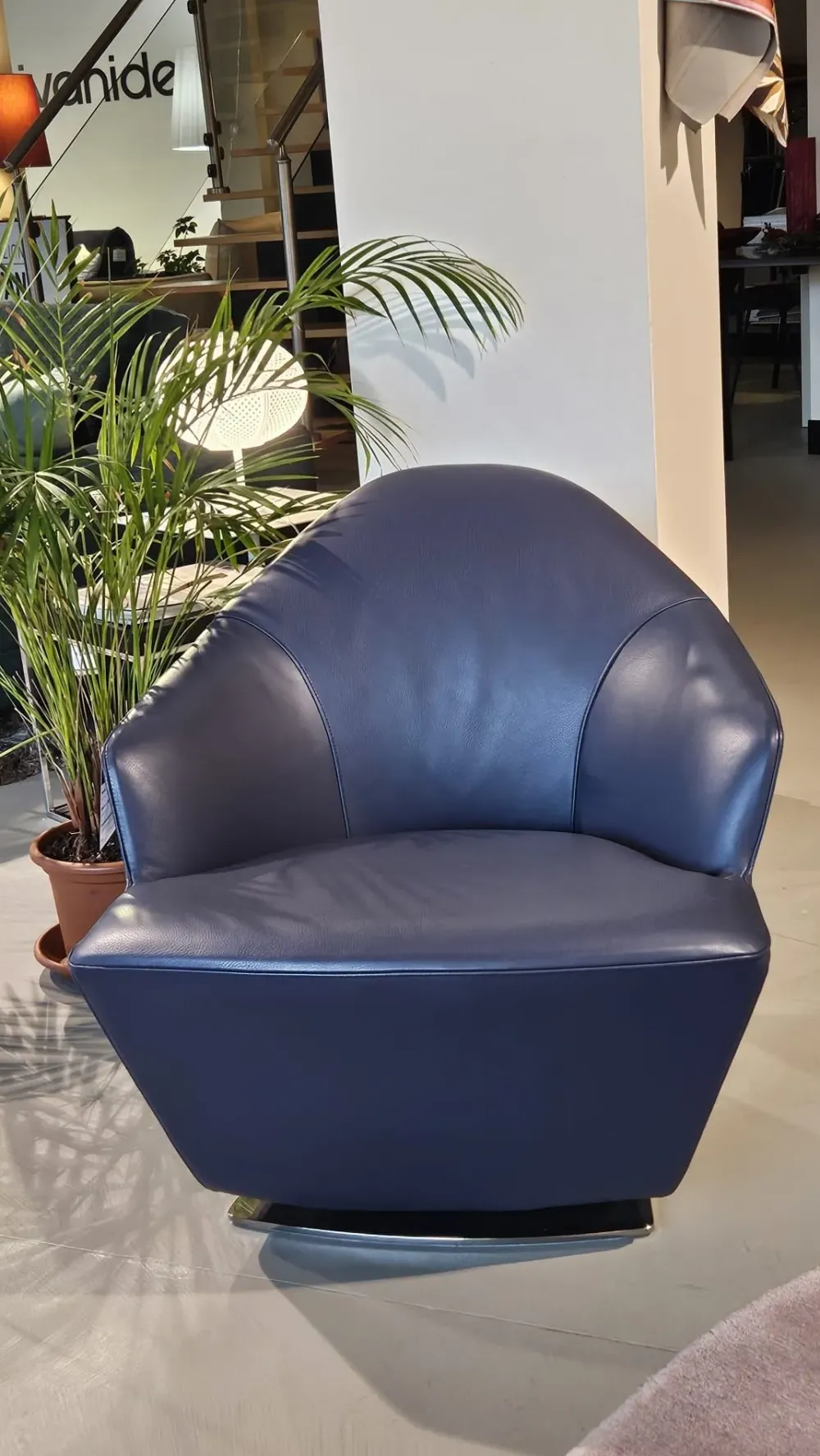 Divanidea Poltrona modello Kris ad un prezzo vantaggioso- Poltrone