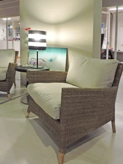 Poltrona modello Luanda ad un prezzo imperdibile^Artigianale Sale