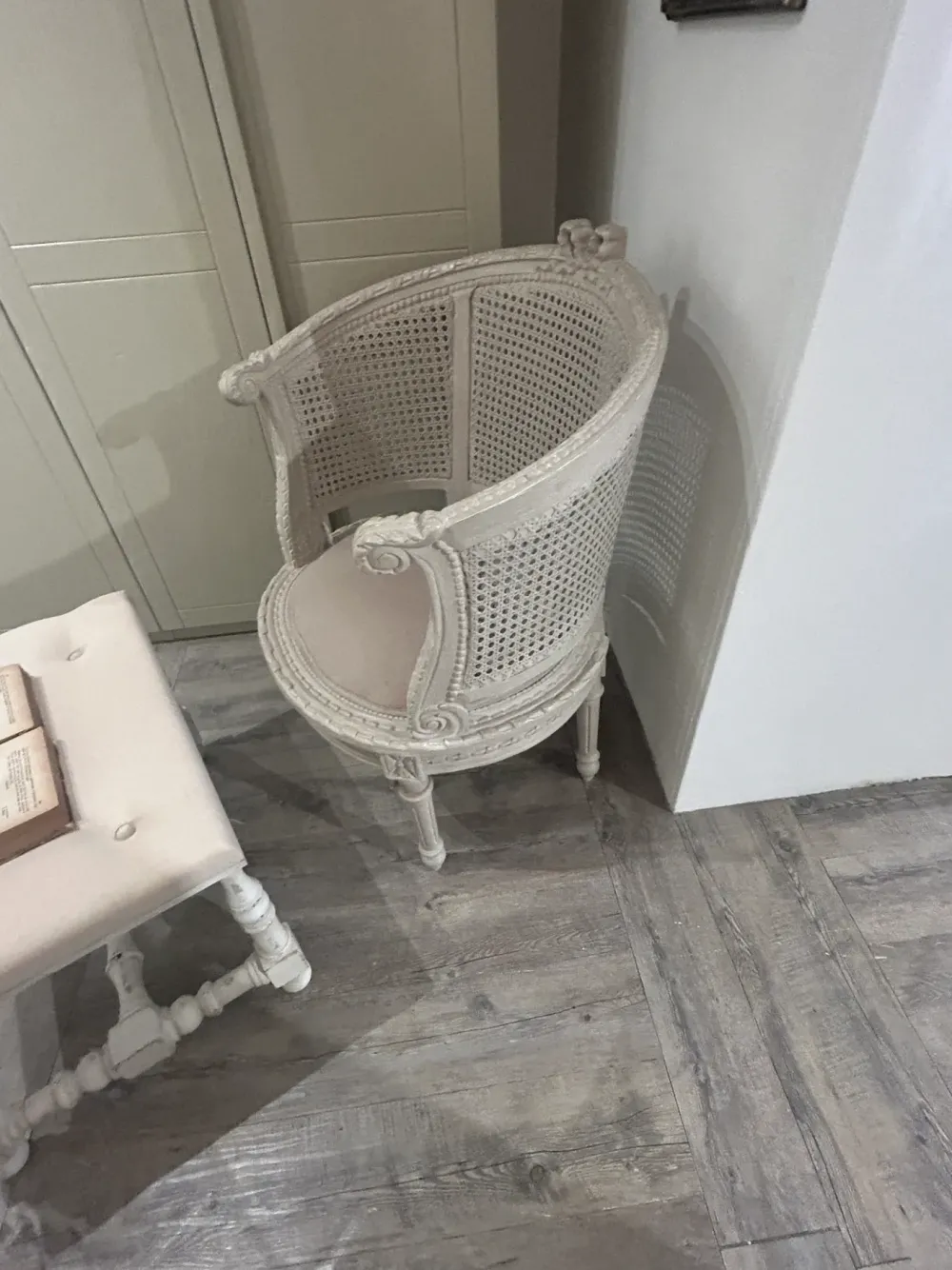 Hot Poltrona modello Poltrona a prezzi convenienti Poltrone