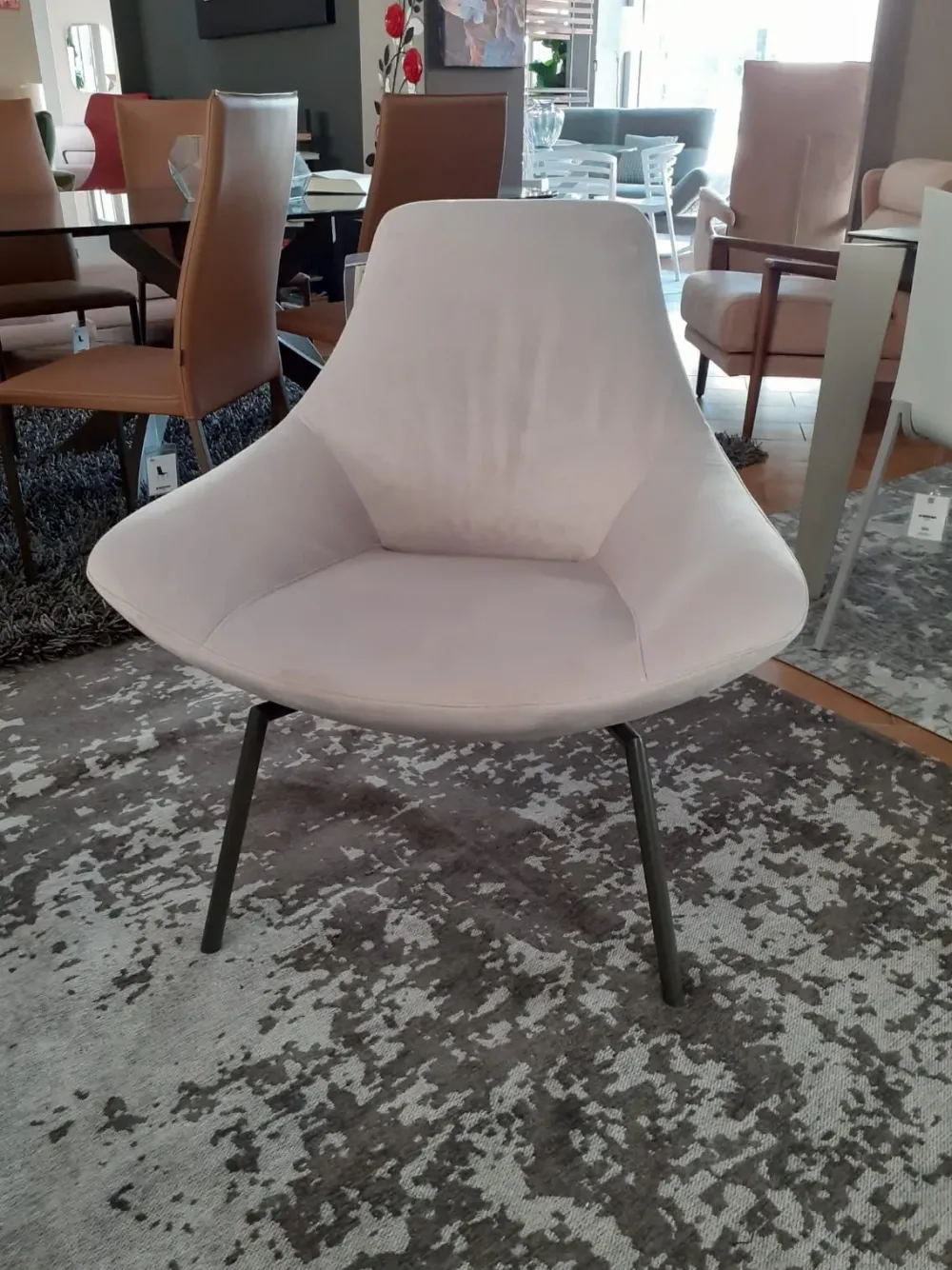 Poltrona modello Thelma a prezzi outlet^Doimo Salotti Discount