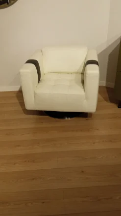 Poltrona modello Tiziano ad un prezzo vantaggioso^Max Divani Discount