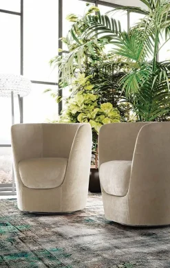 Poltrona modello Oplà^Pianca New