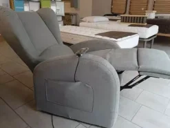 Poltrona relax modello Livia a marchio con forte sconto^Hopplà Outlet