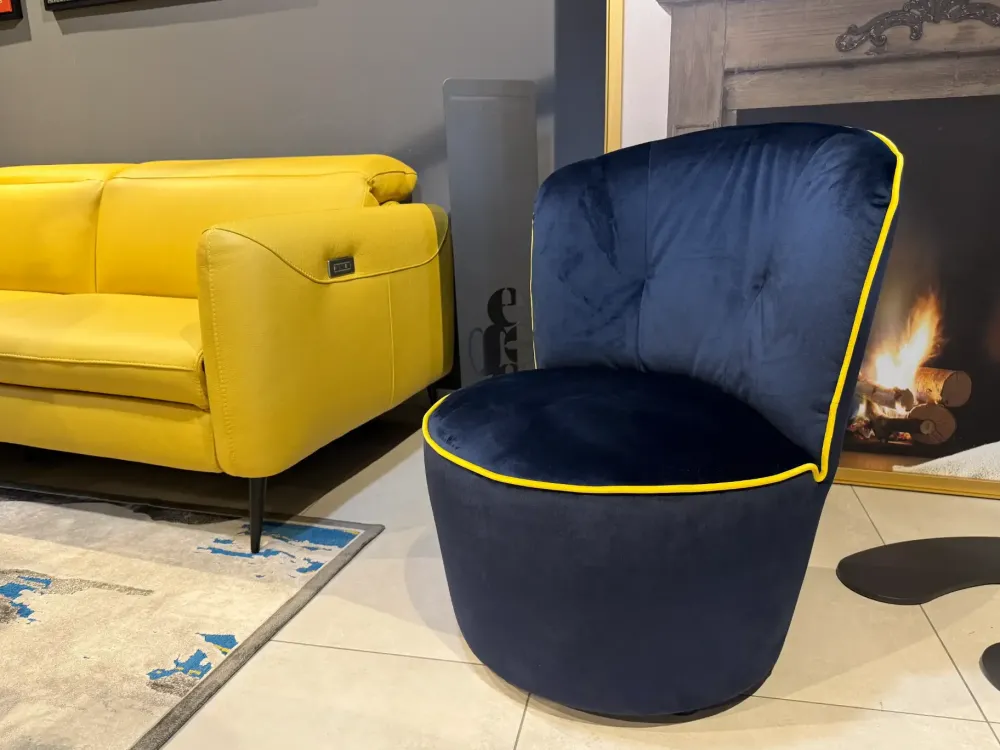 Egoitaliano Poltrona Scisci in Tessuto SCONTATA- Poltrone