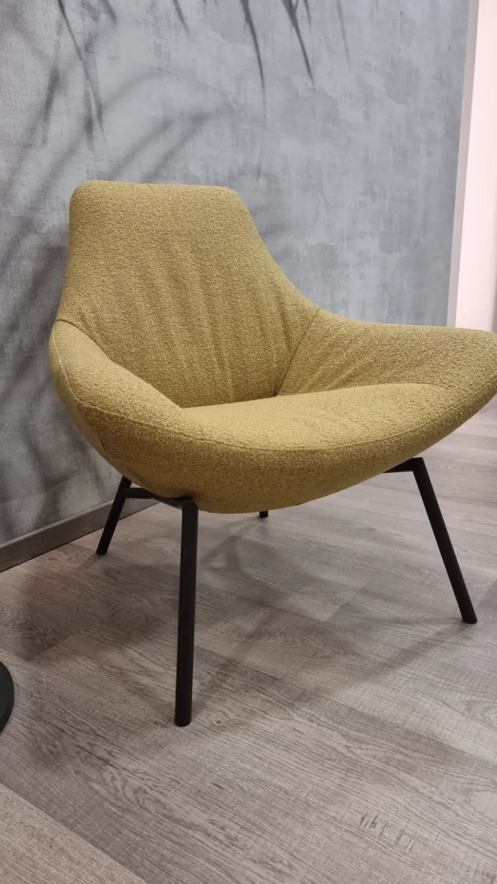 Discount Poltrona Thelma in Tessuto SCONTATA Poltrone