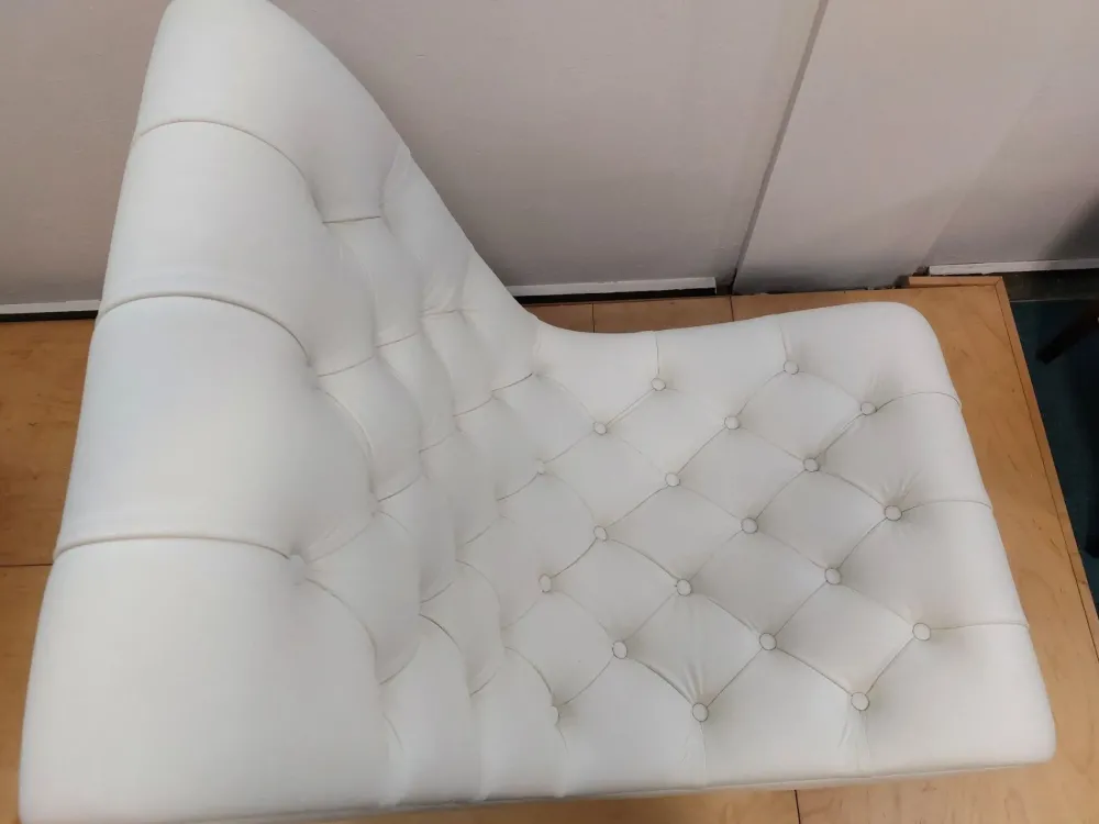 Outlet Poltrona Wega in Pelle SCONTATA Poltrone