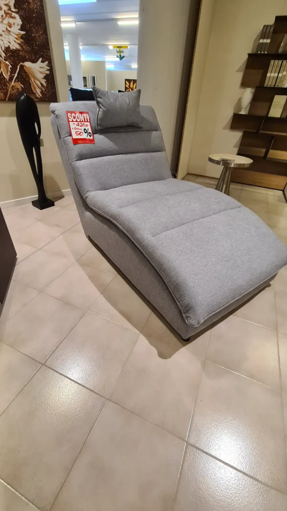 Collezione esclusiva Poltrona Yuka con movimento relax a marchio con uno sconto speciale- Poltrone Relax