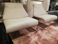 Poltroncina in stile design modello Lazy a prezzo ribassato^B&B Italia