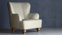 Poltroncina in stile design modello Sara a prezzo scontato^Doimo Salotti Outlet