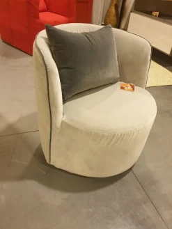 Poltroncina modello Chloe in Microfibra a prezzo Outlet Poltrone