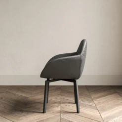 Hot Poltroncina Ten Con seduta fissa a marchio in Offerta Outlet Poltrone
