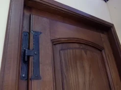 Porta a fodrina  a prezzo ribassato 66% in legno^Artigianale