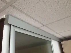 Outlet Porta a vetro unico  moderna con forte sconto Porte