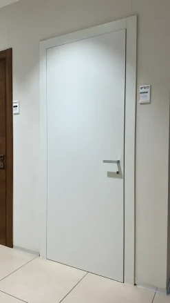 Porta liscia  moderna in offerta Porte