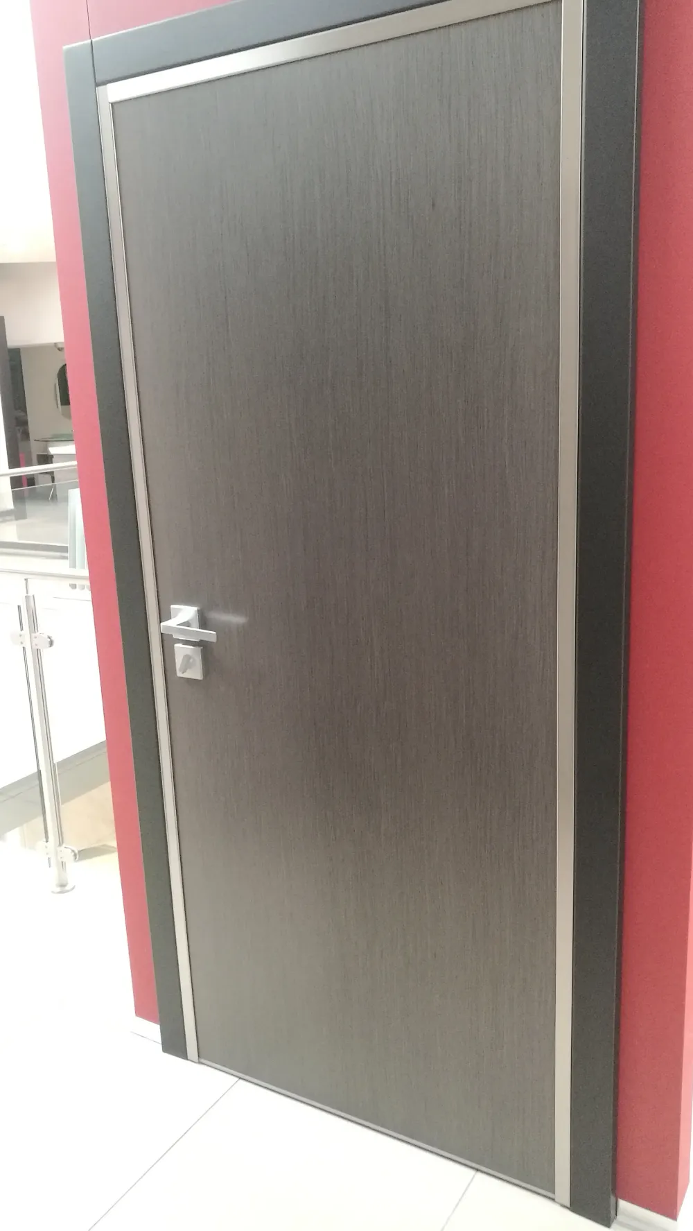 Porta liscia moderna a prezzo ribassato 30%^Gardesa Hot