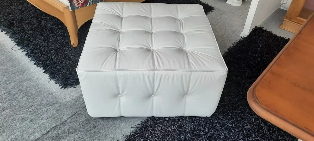 Discount Pouf design modello Modello milano-roma a prezzo Outlet Pouf