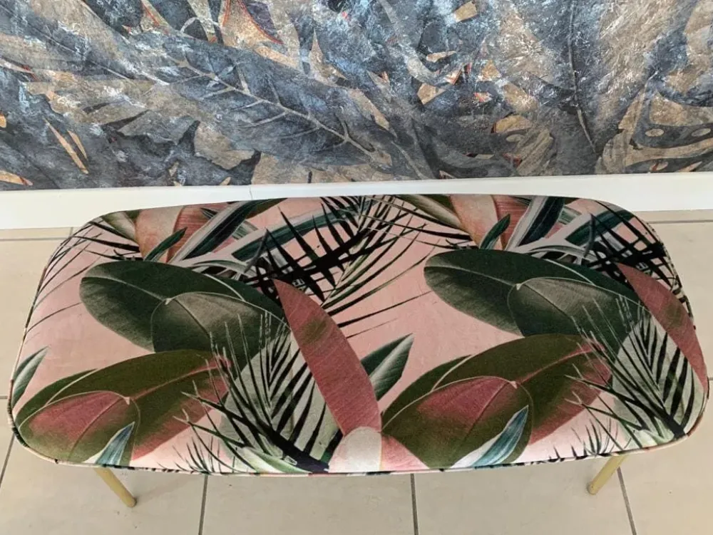 Pouf Fifties in offerta: stile retrò, comodo e resistente.^Calligaris Outlet