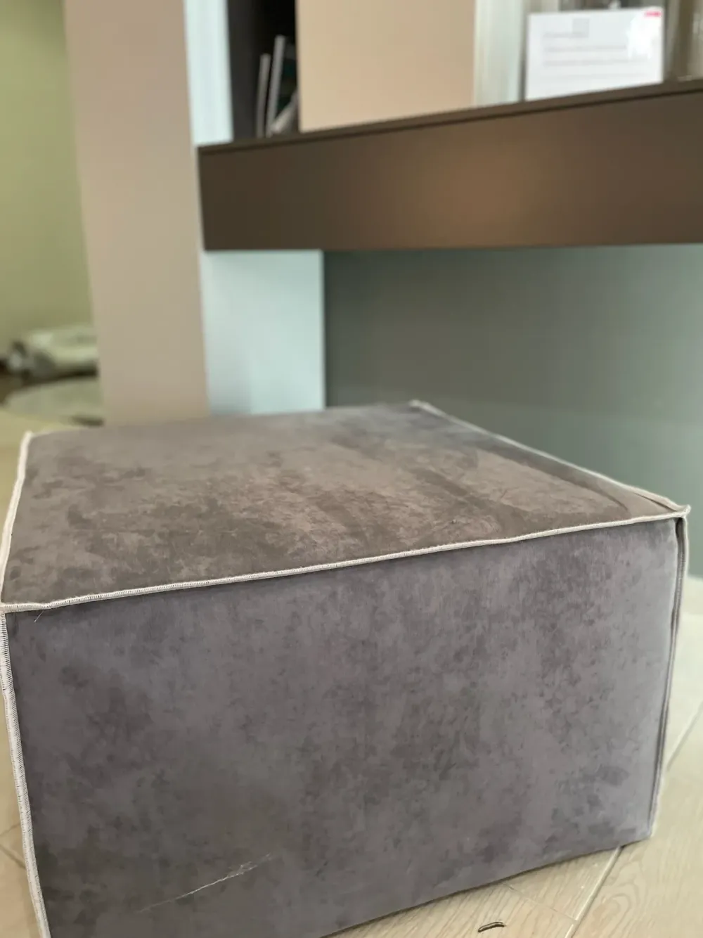 Pouf modello Pouf flower moderno a PREZZI OUTLET Pouf