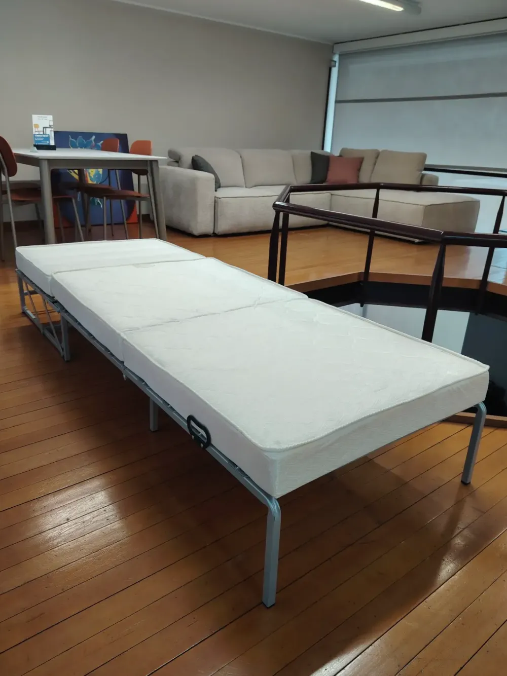 Artigianale Pouf moderno modello Pouff letto in Offerta Outlet- Pouf