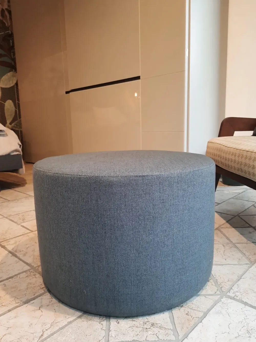 Pouf moderno modello Rotondo in Offerta Outlet^V&nice Clearance