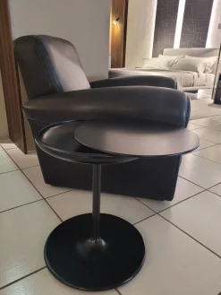 Zanotta Prezzi ribassati per il tavolino design Toi di- Tavolini