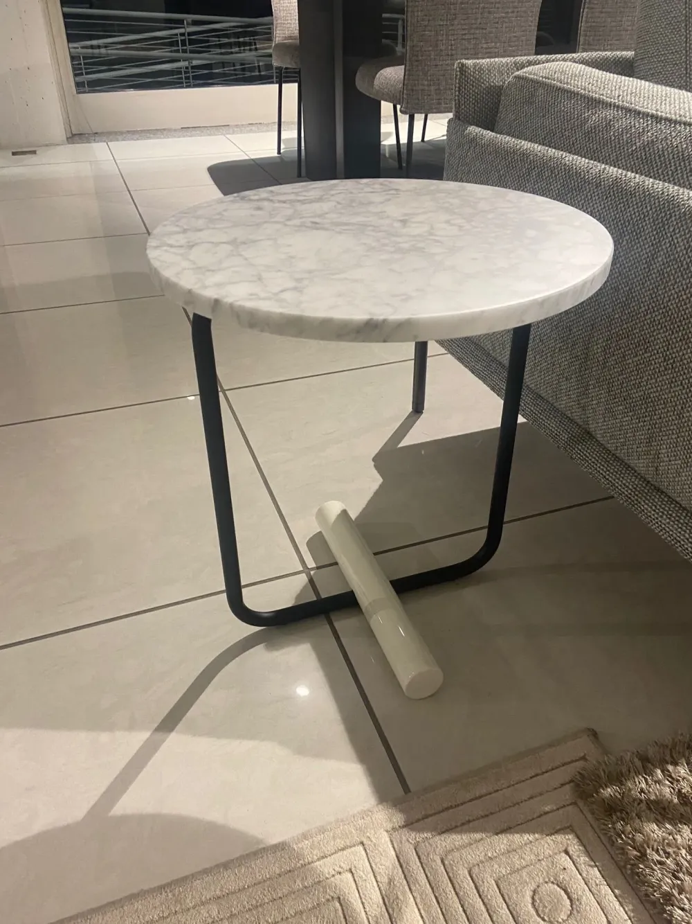 Zanotta Prezzi ribassati per il tavolino design Toto di- Tavolini