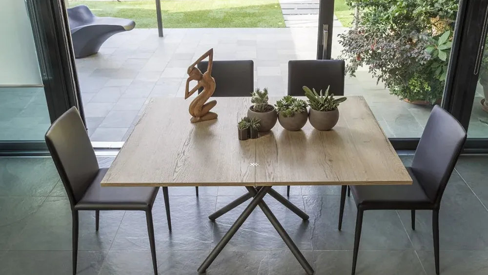 Altacom Prezzi ribassati per il tavolino moderno Lotus di- Tavolini